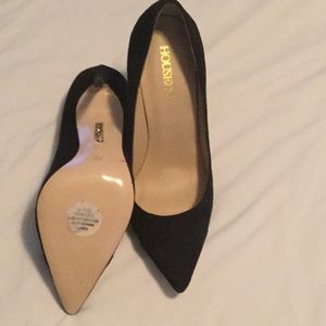 Beautiful black suede stilettos 👠